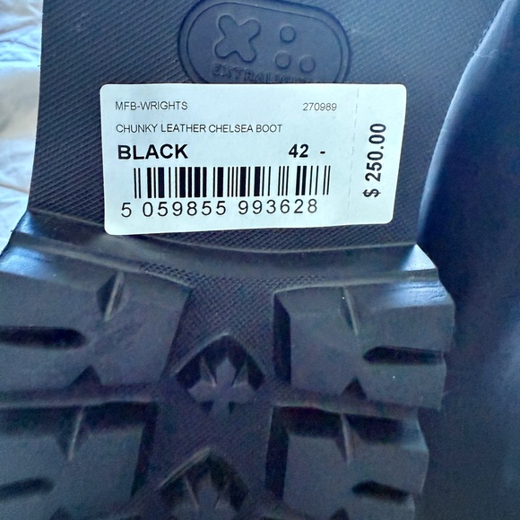 Men’s Ted Baker Chelsea Boot - Picture 8 of 8